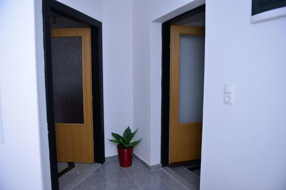 Guesthouse Juka Gospić Exterior foto